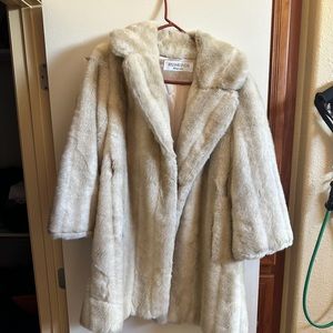 Vintage Benmor New York Women’s Fur Coat